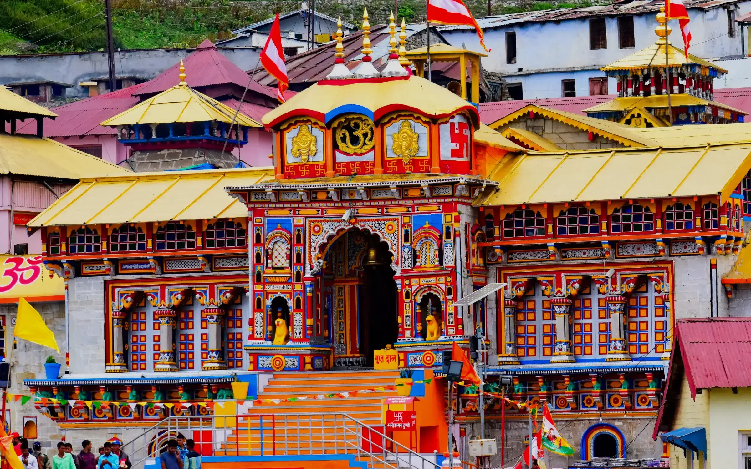 Badrinath Temple- Best Places to Stay