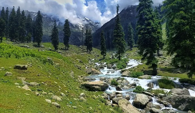 Tulian Lake Trek