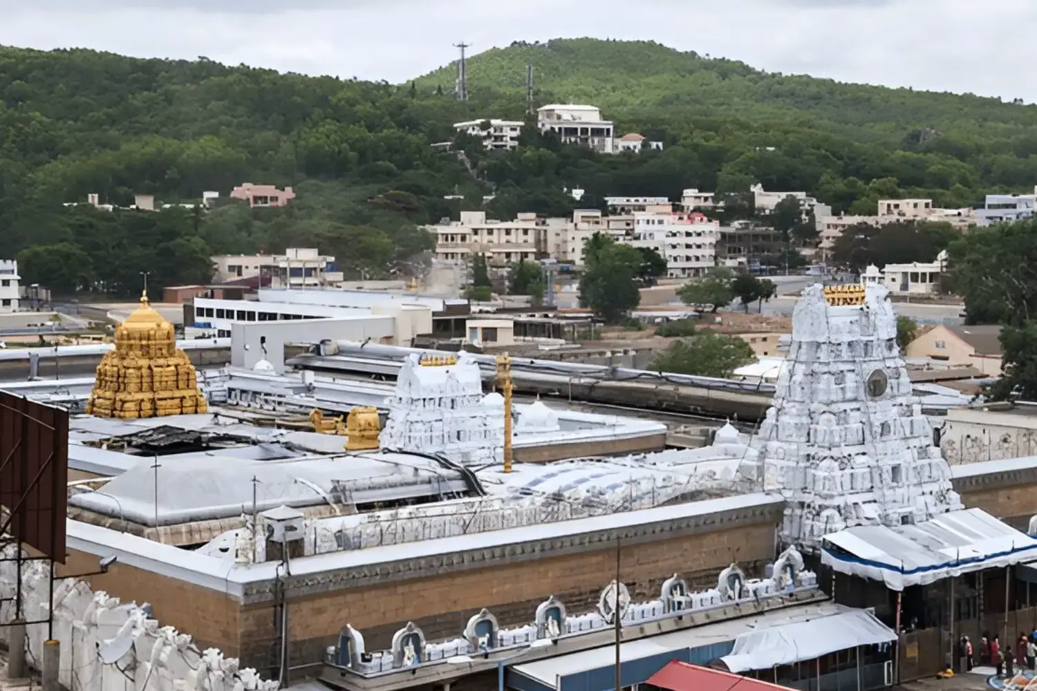 Tirupati Balaji Temple- Famous Temples in South India