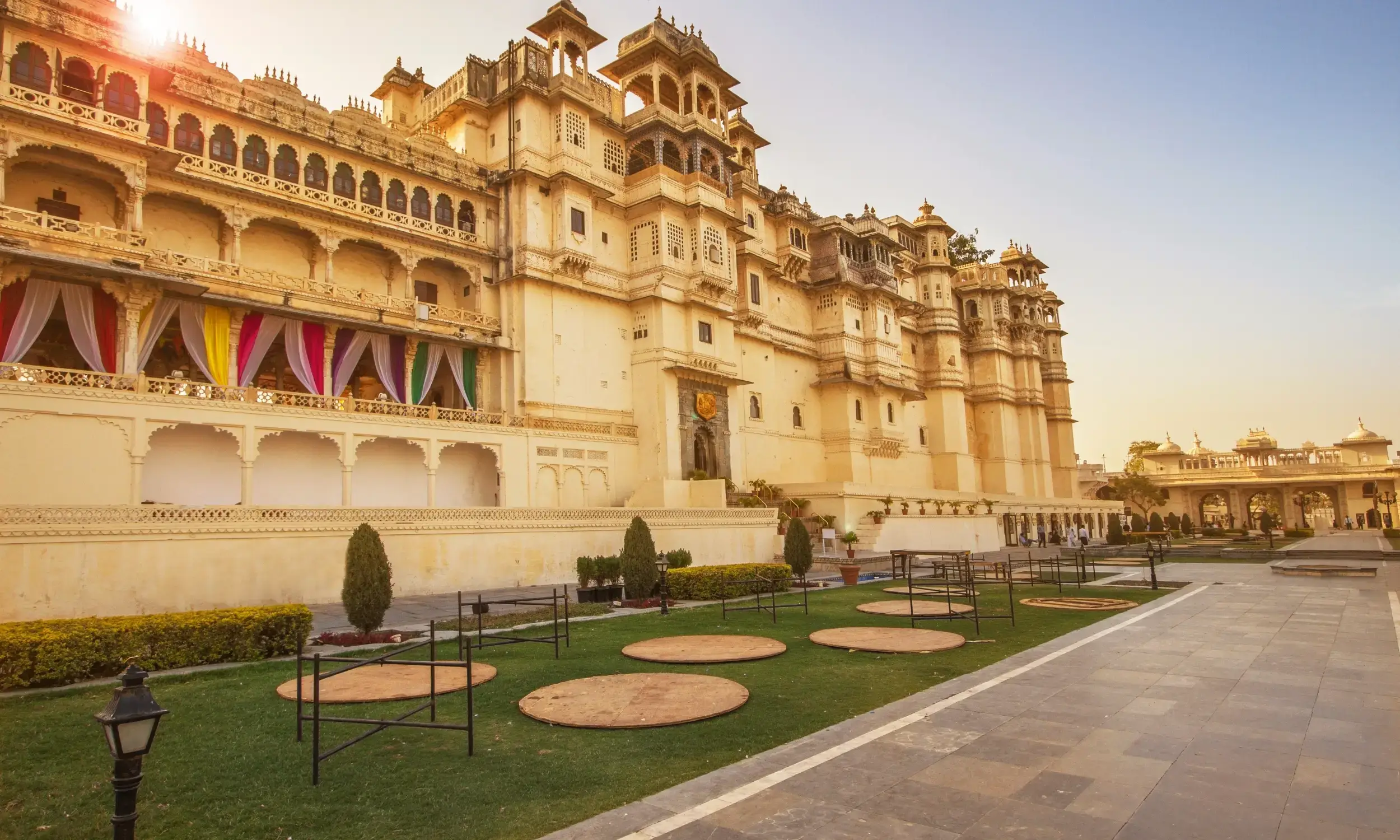 Udaipur Tourism - Heritage Tourist Places in Udaipur