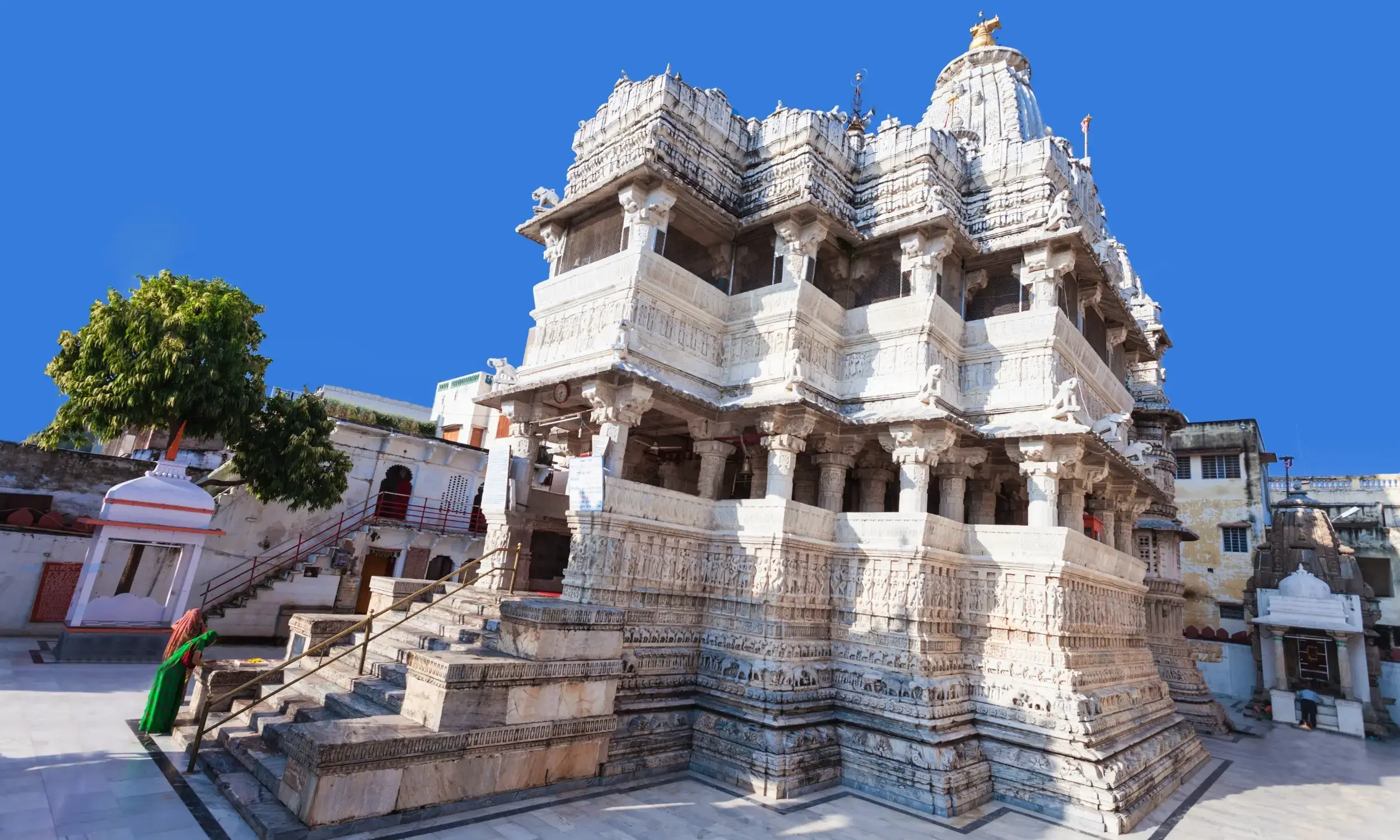 Udaipur Tourism-Pilgrimage Tourist Places in Udaipur