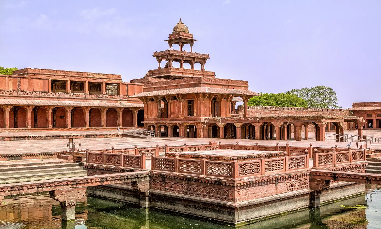 Taj Mahal & Fatehpur Sikri Tour