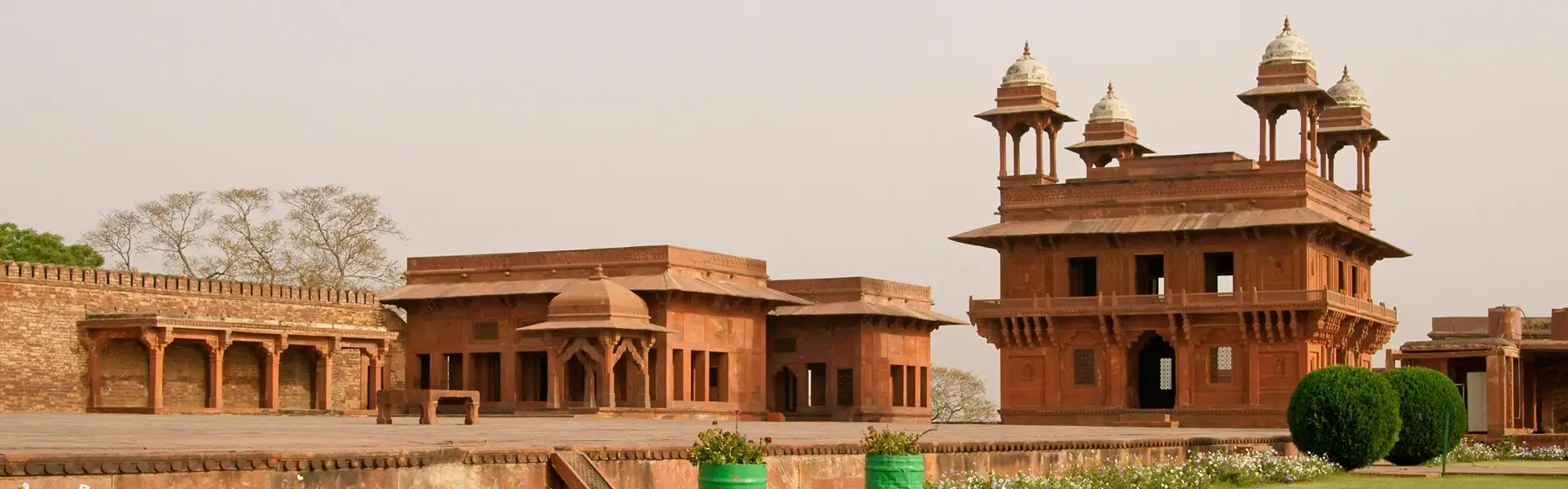 Taj Mahal & Fatehpur Sikri Tour